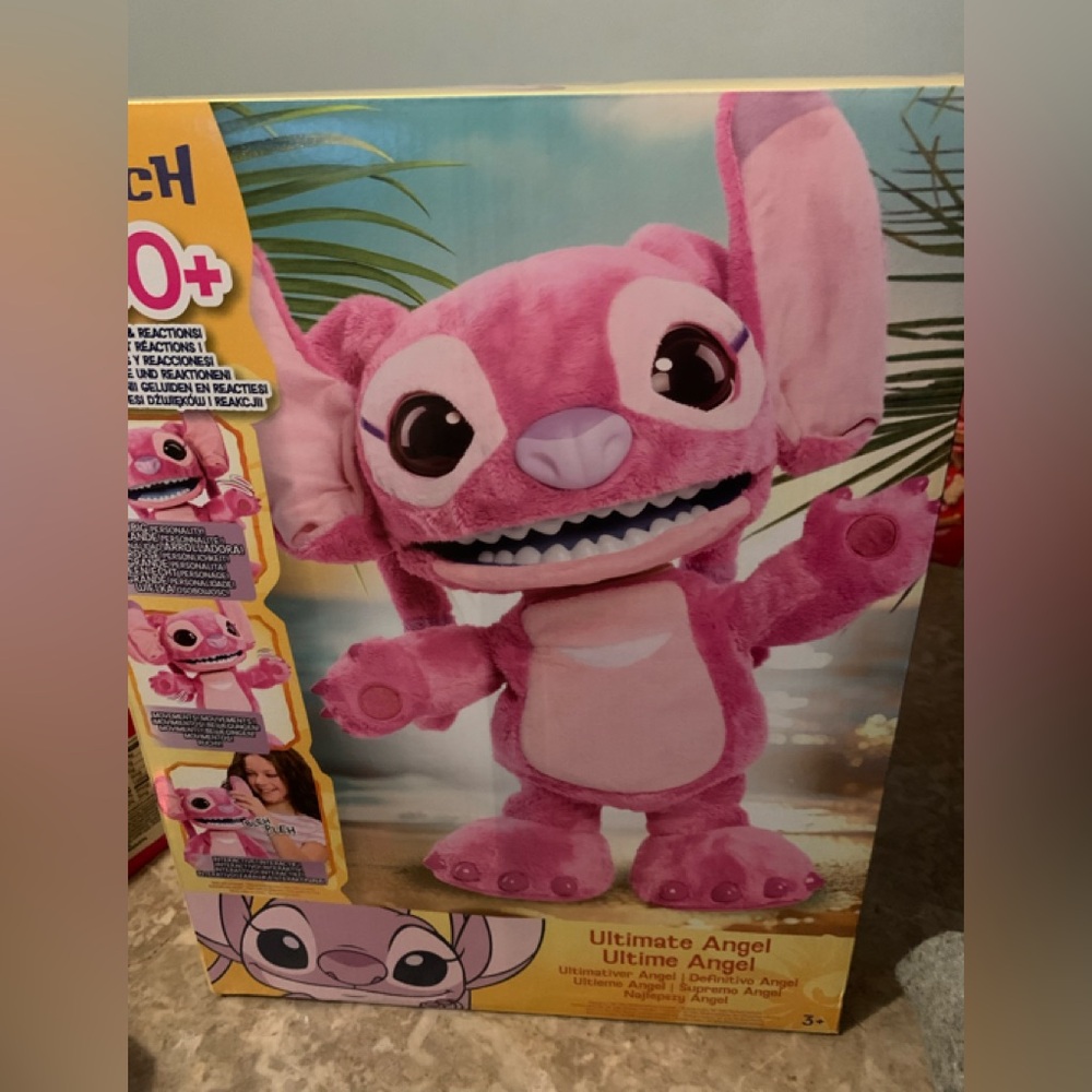 Disney Angel Stitch Interactive plush - Picture 8 of 9